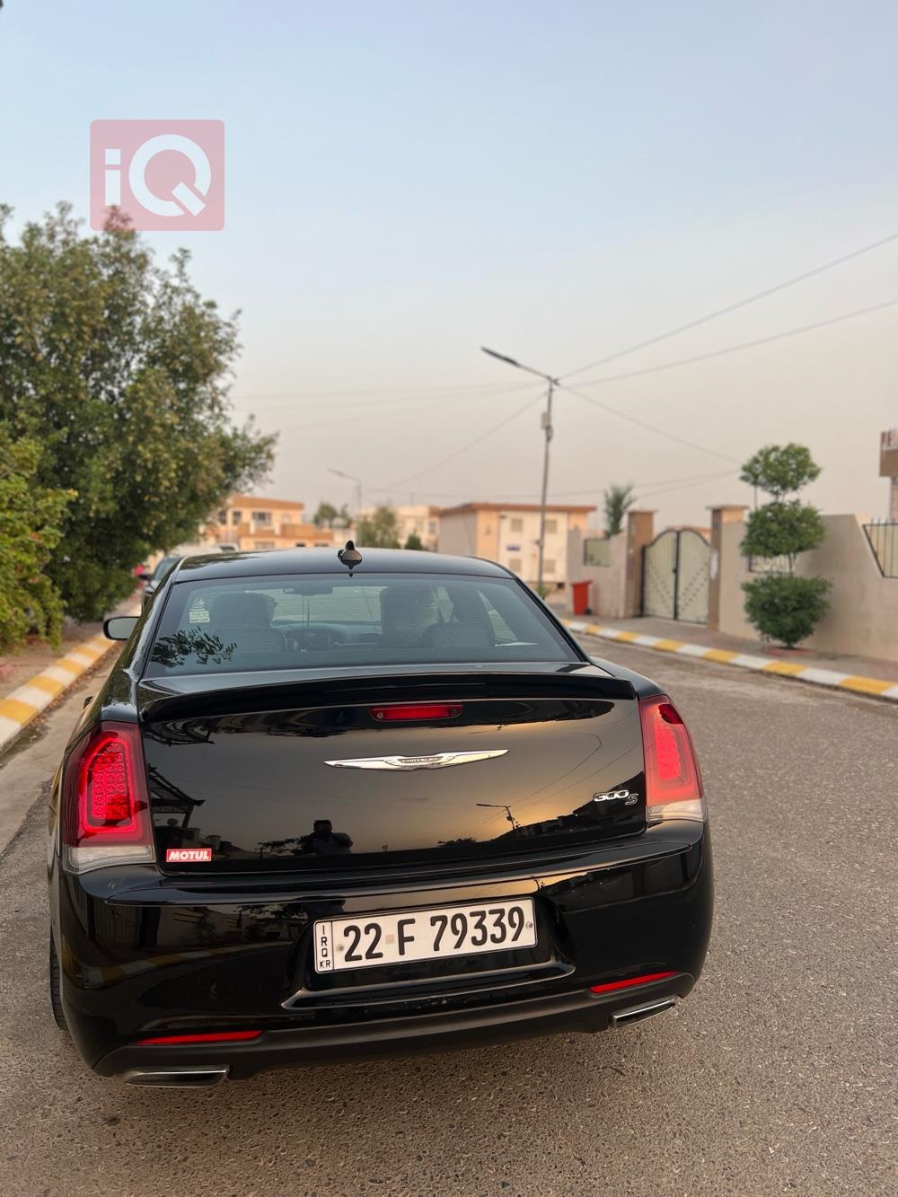 كرايسلر 300